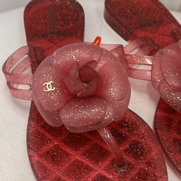 Chanel Jelly Thong Sandals - Picture 2 of 3